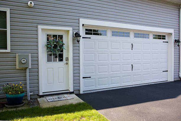 24/7 Emergency Garage Door Panel Replacement experts in Monroe, GA